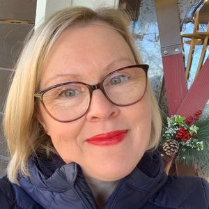 Meet your Posher, Aline